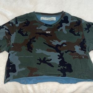 Cropped off white shirt